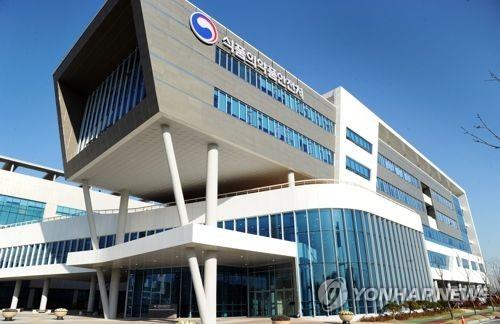 БНСУ “Pfizer”-ын дотуур ууж хэрэглэдэг эмийг нарийвчлан судалж эхэлжээ