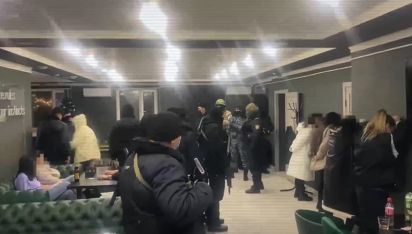 Казахстанд 8000 орчим хүнийг баривчилжээ.