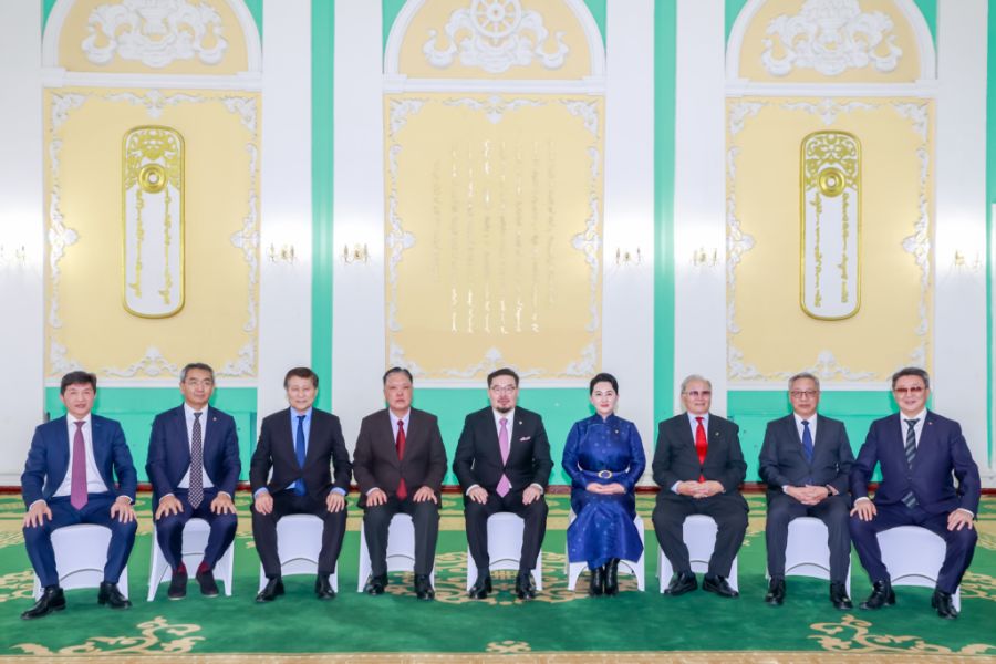 Үе үеийн Гадаад харилцааны сайд нар олон улсын улс төрийн харилцааны чиг хандлагын талаар санал солилцов