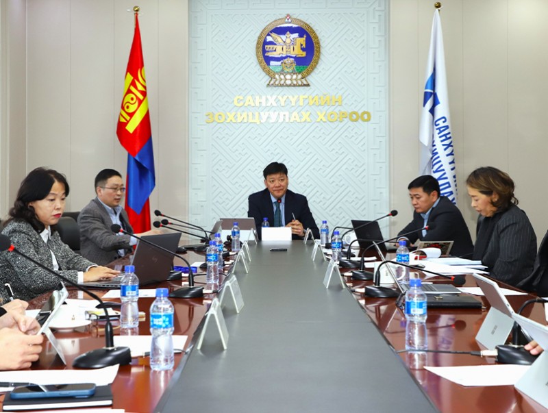 Хэрэглээний болон цахим аппликэйшнээр олгодог зээлийн давхардлыг бууруулна