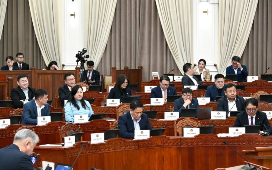 УИХ-ын дарга нам бус байх хуулийн төслийг хэлэлцэхийг дэмжлээ