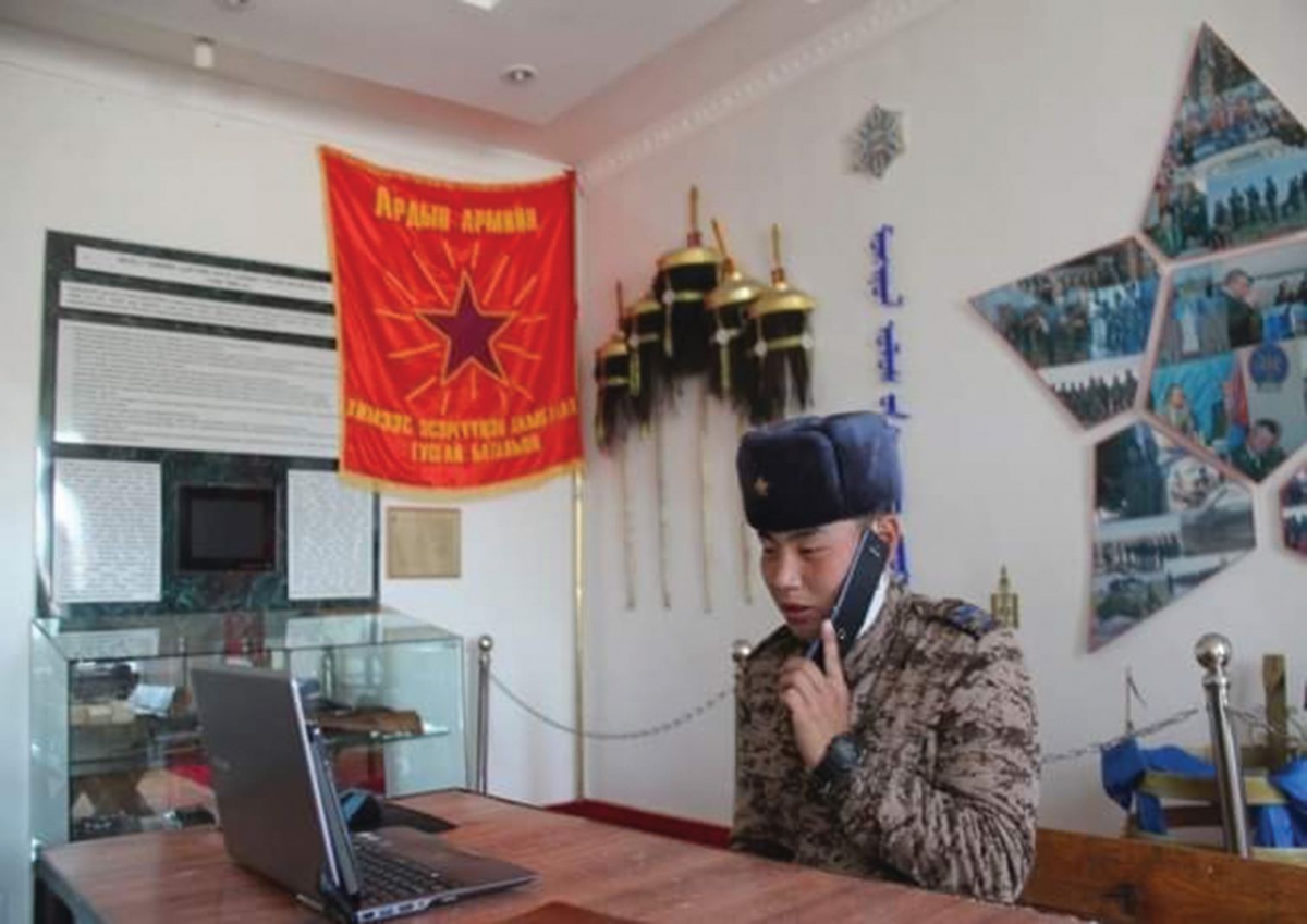 Цэргийн алба хааж буй хүүхдүүдээ цахимаар “ЭРГЭВ”