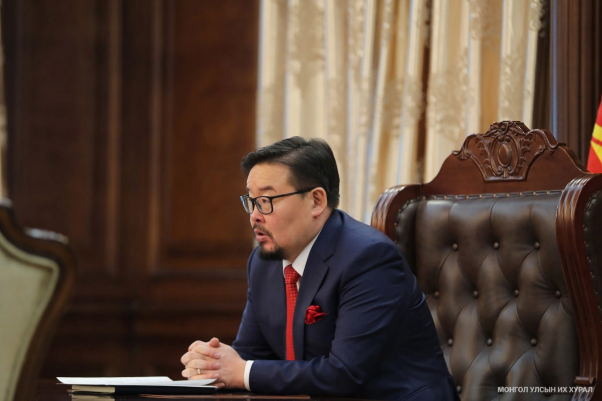 Бусдыг архиар шахаж, гэм хор учруулсан бол архиар шахсан этгээд хариуцлага хүлээнэ