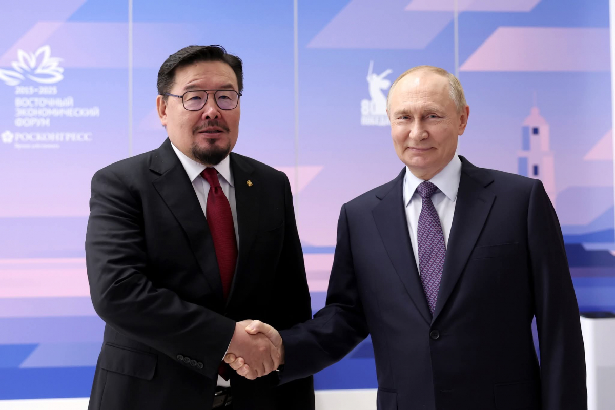Г.Занданшатар ОХУ-ын Ерөнхийлөгч В.В.Путинд бараалхав.