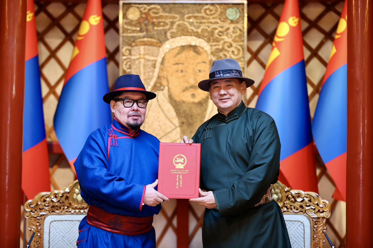 Монгол Улсын Ерөнхийлөгч У.Хүрэлсүх Монголын уламжлалт анагаах ухааныг хөгжүүлэх тухай зарлиг гаргалаа