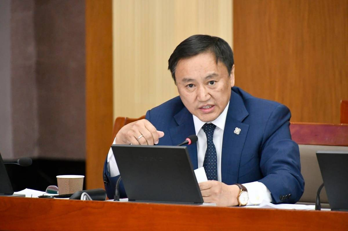 Ж.Чинбүрэн: Удахгүй гахайнд ургуулсан эрхтнийг хүнд шилжүүлэн суулгахыг үгүйсгэхгүй