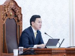 Н.Учрал: Улс төрийн тоглоом улс орны шоглоом болох учиргүй