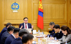 Занданшатар Төрийг хохиролгүй болгох ажлын хэсэг удаашралтай ажиллаж байгааг анхааруулав.