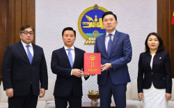 УИХ-ын гишүүнийг эгүүлэн татахтай холбоотой хуулийн төслийг өргөн барилаа