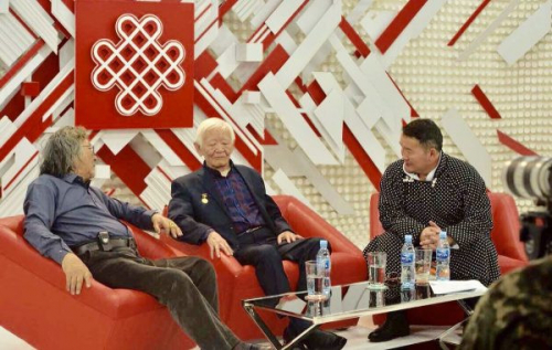 [Монгол Тулгатны 100 эрхэм] - П.Бадарч
