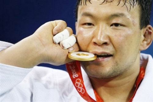 Олимпийн аварга Н.Түвшинбаяр маргааш үүрэгт ажлаа хүлээн авна