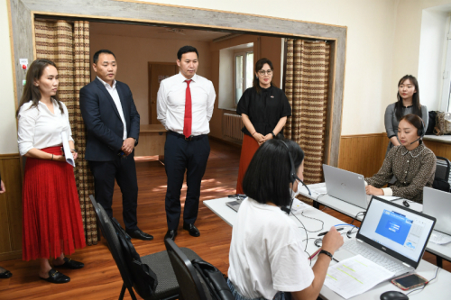 Эмнэлгийн тусламж, үйлчилгээний чирэгдлийг бууруулах зорилгоор “Цаг авах дуудлагын нэгдсэн төв”-ийг ашиглалтад оруулна