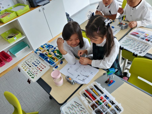 ЕБС-ийн сурагчид дөрвөөс илүү цаг хичээллэхгүй