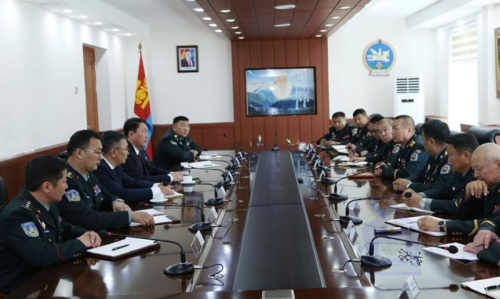 Батлан хамгаалахын сайд Г.Сайханбаяр ЗХЖШ-ын үйл ажиллагаатай танилцлаа