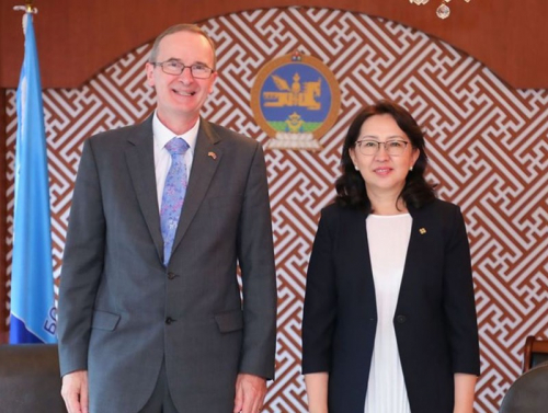 Кембриджийн олон улсын хөтөлбөртэй сургуулийн тоог нэмэгдүүлнэ