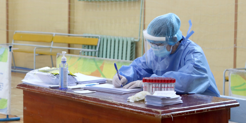 PCR шинжилгээнд хамрагдах иргэд www.eruul.gerege.mn сайтаар цаг авч үйлчлүүлнэ үү