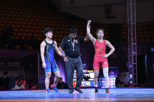 Ц.НАМУУНЦЭЦЭГ, О.БУРМАА нар гараагаа ялалтаар эхлүүлэв.