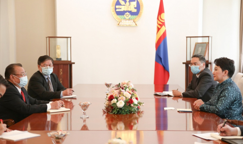 БНАЛАУ-аас Монгол Улсад суугаа Онц бөгөөд Бүрэн эрхт Элчин сайд Пэнгсаван Гээвбасөд-ийг хүлээн авч уулзав