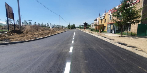 “Яармаг” худалдааны төвөөс хойших 0.8 км замын ажил 85 хувьтай байна.