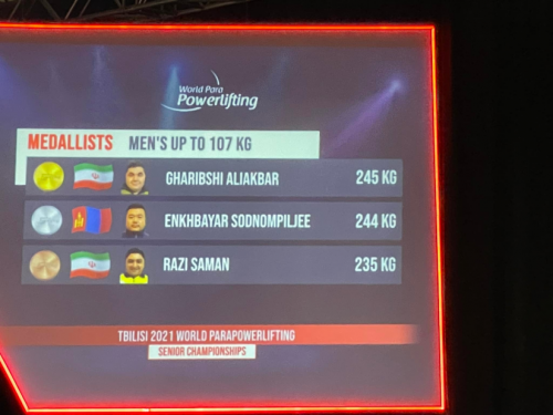 Э.Содномпилжээ ДАШТ-ий мөнгөн медаль хүртлээ