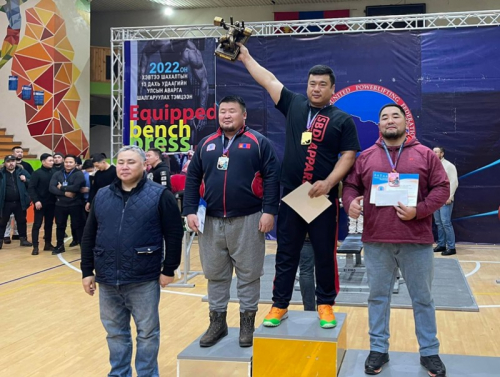 Гавьяат тамирчин Э.Содномпилжээ Classic шахалтын рекордыг шинэчлэн тогтоосон