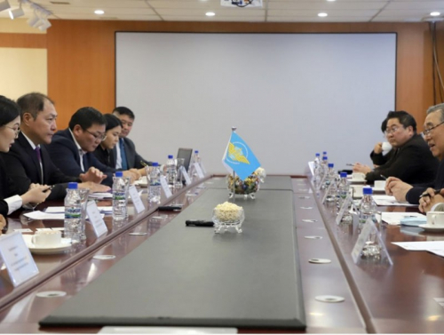 БНСУ-ын “Хансео” Их сургуулийн удирдлагууд ИНЕГ-т зочиллоо