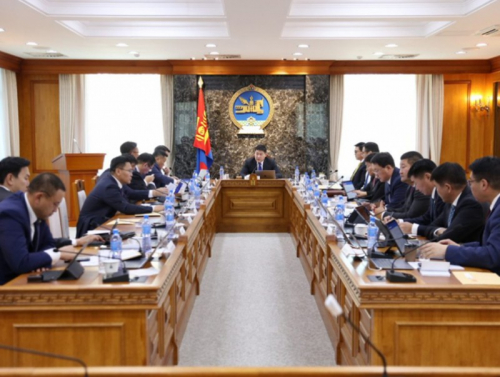 ЗГ: “Засгийн газрын авто бааз”-ыг төрийн өмчит аж ахуйн тооцоотой үйлдвэрийн газар болгов