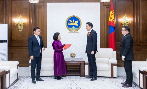 Санхүүгийн хоршооны тухай хуулийн шинэчилсэн найруулгын төслийг өргөн мэдүүлэв