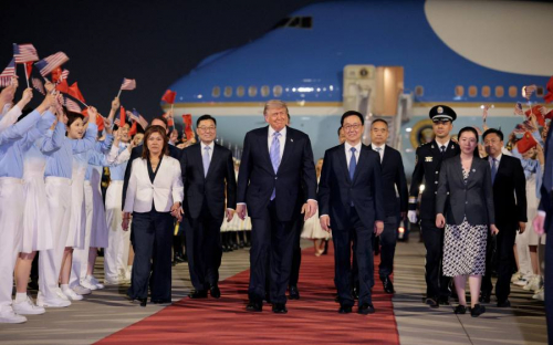 АНУ-ын Ерөнхийлөгч Д.Трамп БНХАУ-д төрийн айлчлал хийхээр Бээжин хотод ирэв